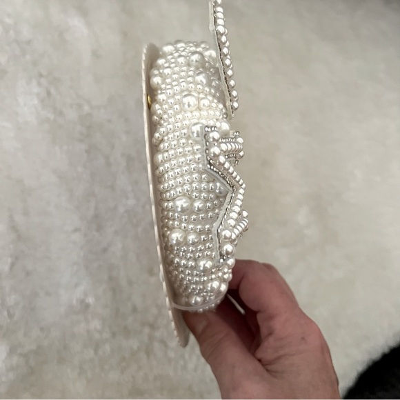 MRS. Bride Headband With White Pearls Bridal Wedding Bachelorette Party NWT - Picture 3 of 4